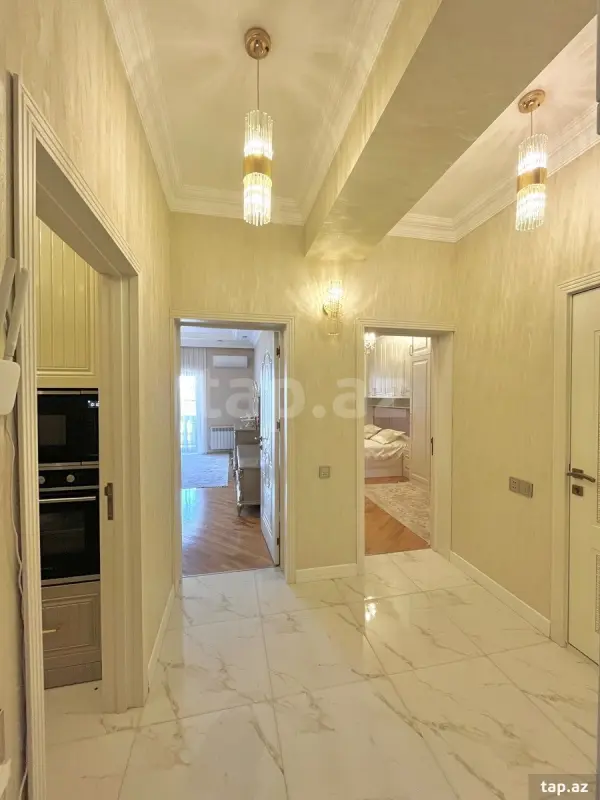 Satılır 2 otaqlı yeni tikili 78.5 m²