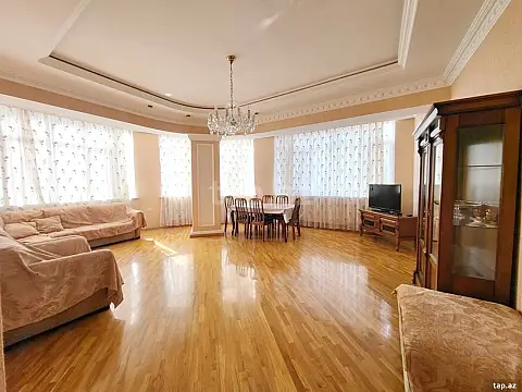Kirayə verilir 3 otaqlı yeni tikili 130 m² — Bakı, Nizami 3 otaq 130.00 m²