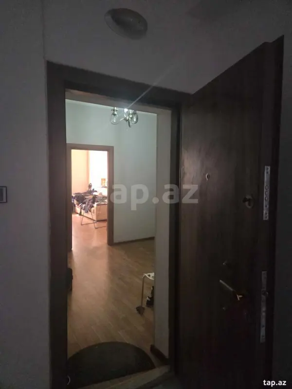 Satılır 2 otaqlı yeni tikili 76 m²