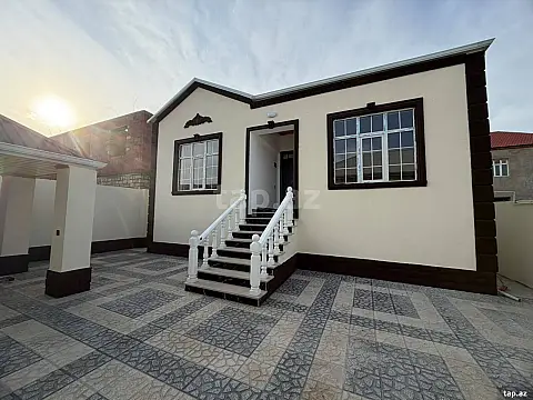 Satılır 4 otaqlı həyət evi 100 m² — Bakı 4 otaq 100.00 m²