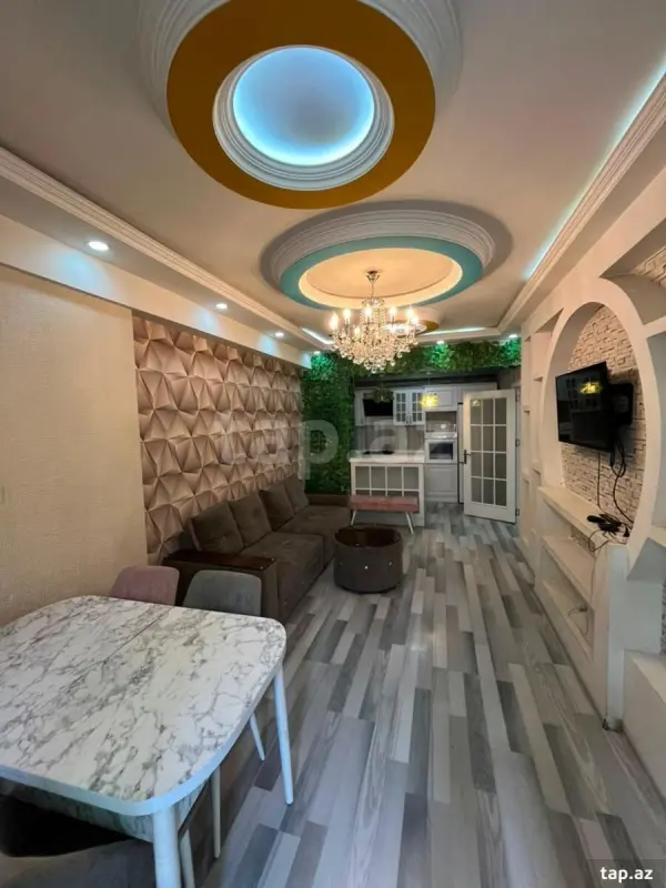 Kirayə verilir 2 otaqlı yeni tikili 60 m²