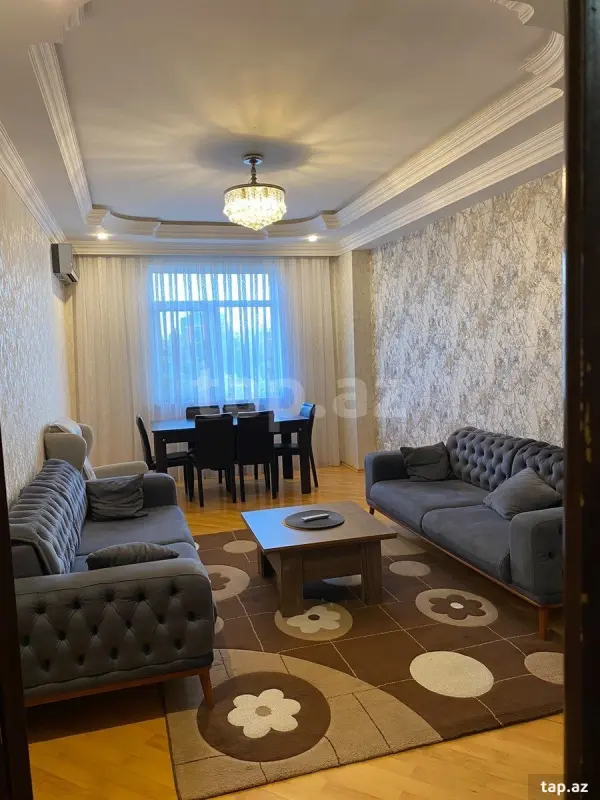 Satılır 3 otaqlı yeni tikili 125 m²