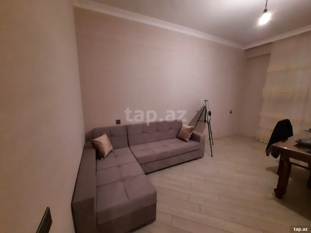 Kirayə verilir 3 otaqlı yeni tikili 80 m²