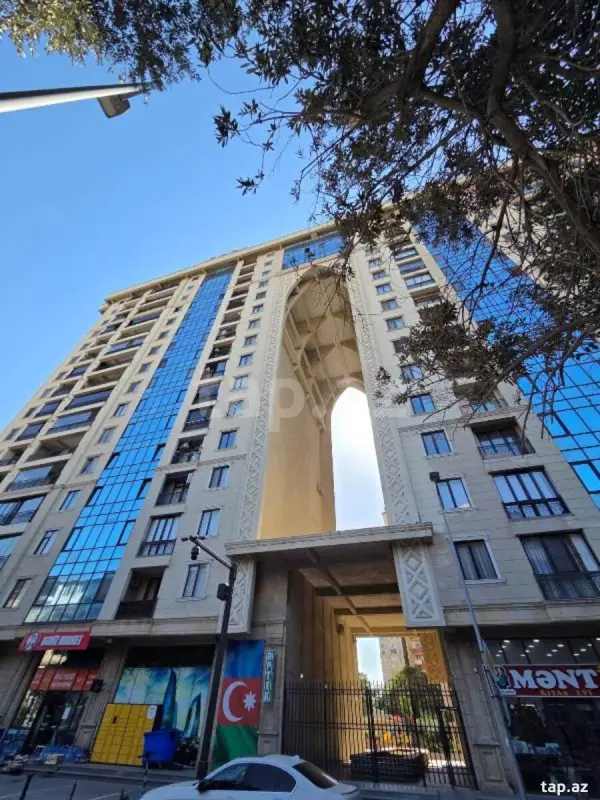 Satılır 4 otaqlı yeni tikili 176 m²
