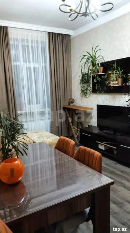 Satılır 2 otaqlı mənzil 56 m²