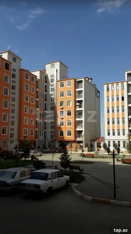 Satılır 2 otaqlı yeni tikili 75 m²