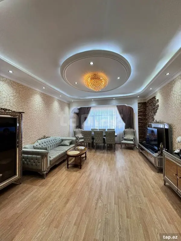 Satılır 3 otaqlı yeni tikili 120 m²