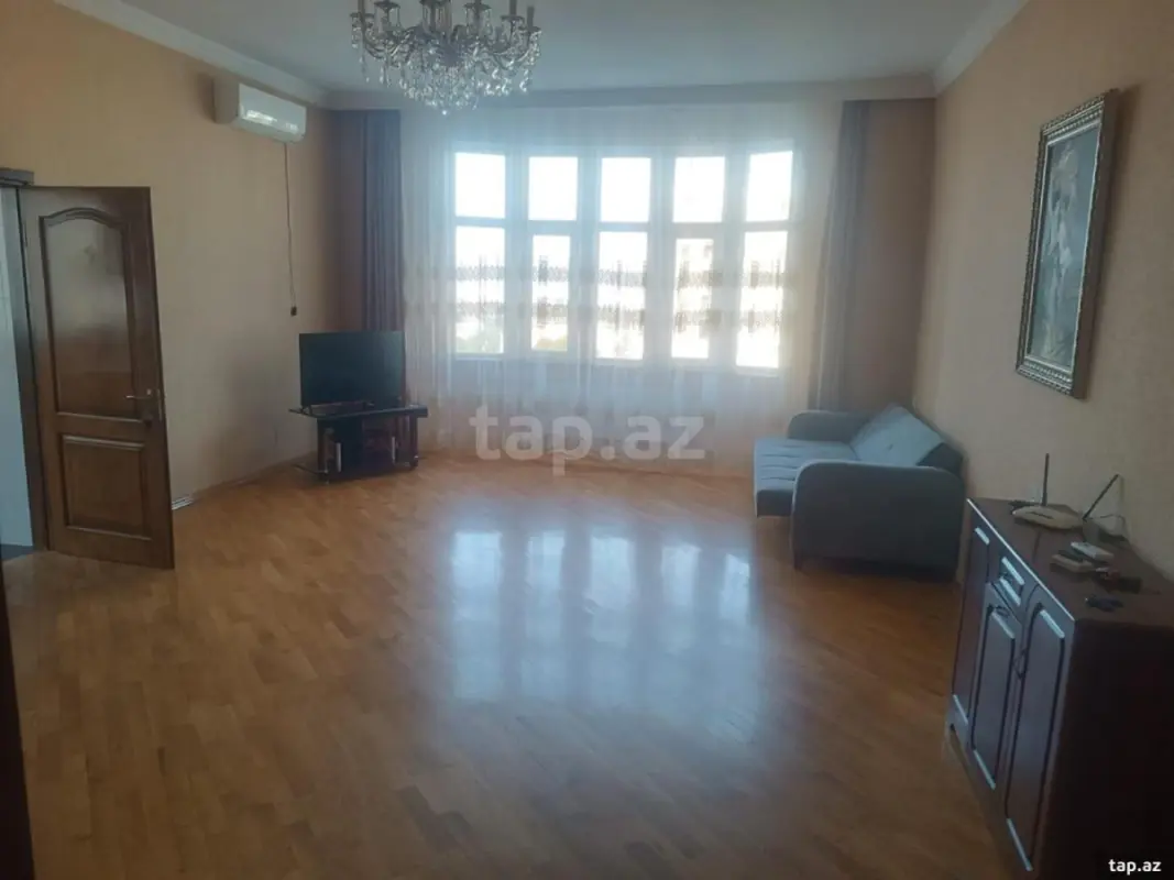 Kirayə verilir 2 otaqlı yeni tikili 90 m²