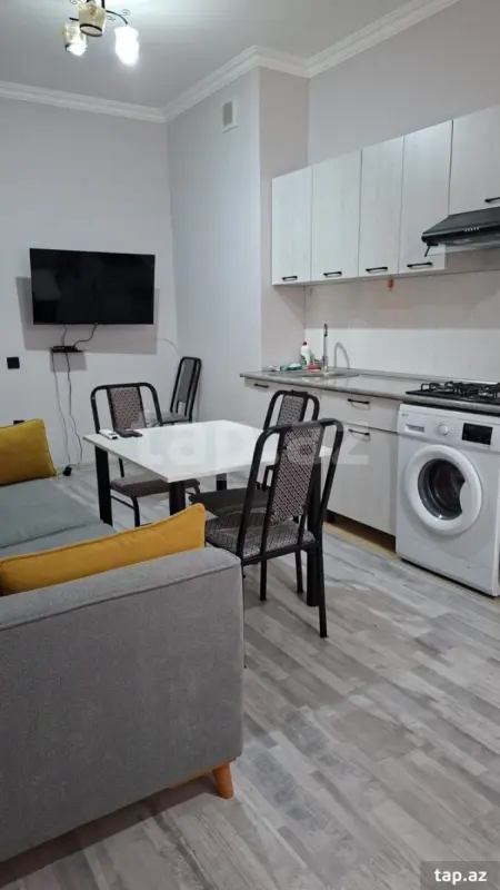 Kirayə verilir 2 otaqlı yeni tikili 80 m²