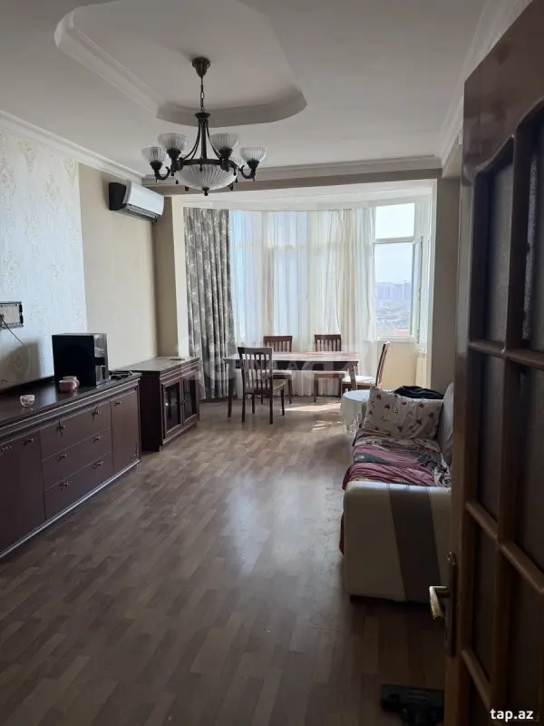 Kirayə verilir 3 otaqlı yeni tikili 82 m²