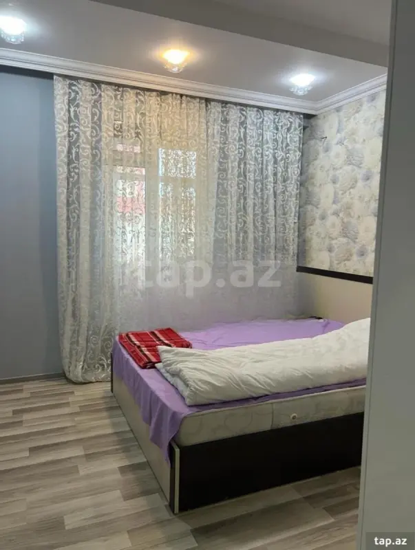 Kirayə verilir 2 otaqlı yeni tikili 84 m²