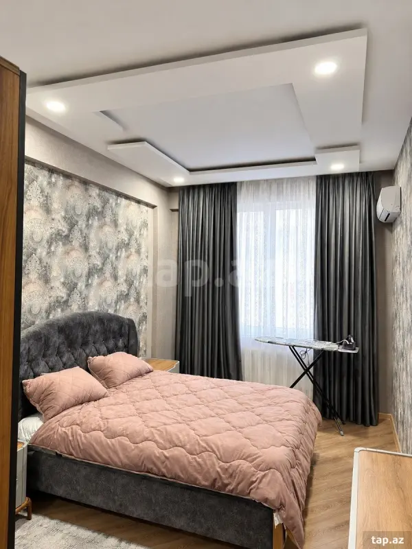 Kirayə verilir 2 otaqlı yeni tikili 93 m²