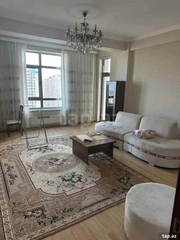 Kirayə verilir 2 otaqlı yeni tikili 96 m²