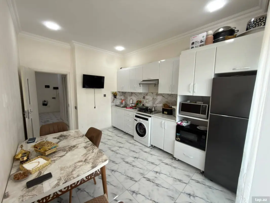 Satılır 3 otaqlı yeni tikili 91 m²