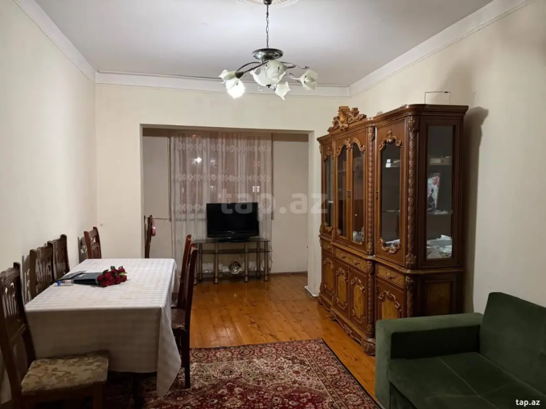 Satılır 2 otaqlı mənzil 75 m²