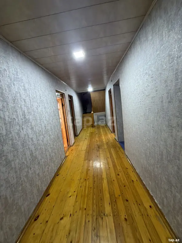 Satılır 5 otaqlı həyət evi 200 m²