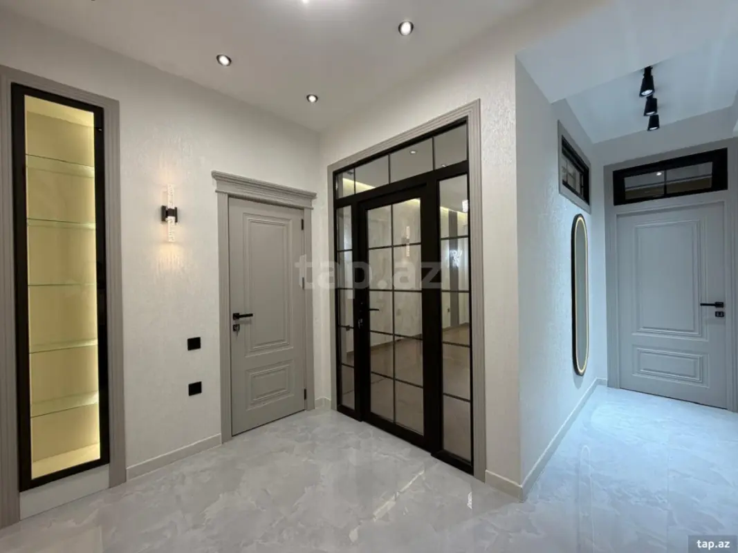 Satılır 3 otaqlı yeni tikili 79 m²