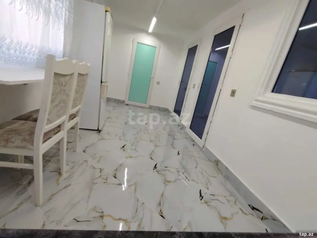 Kirayə verilir 3 otaqlı həyət evi 76 m²