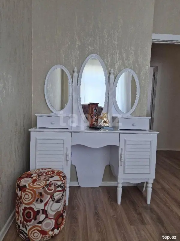 Kirayə verilir 3 otaqlı yeni tikili 80 m²