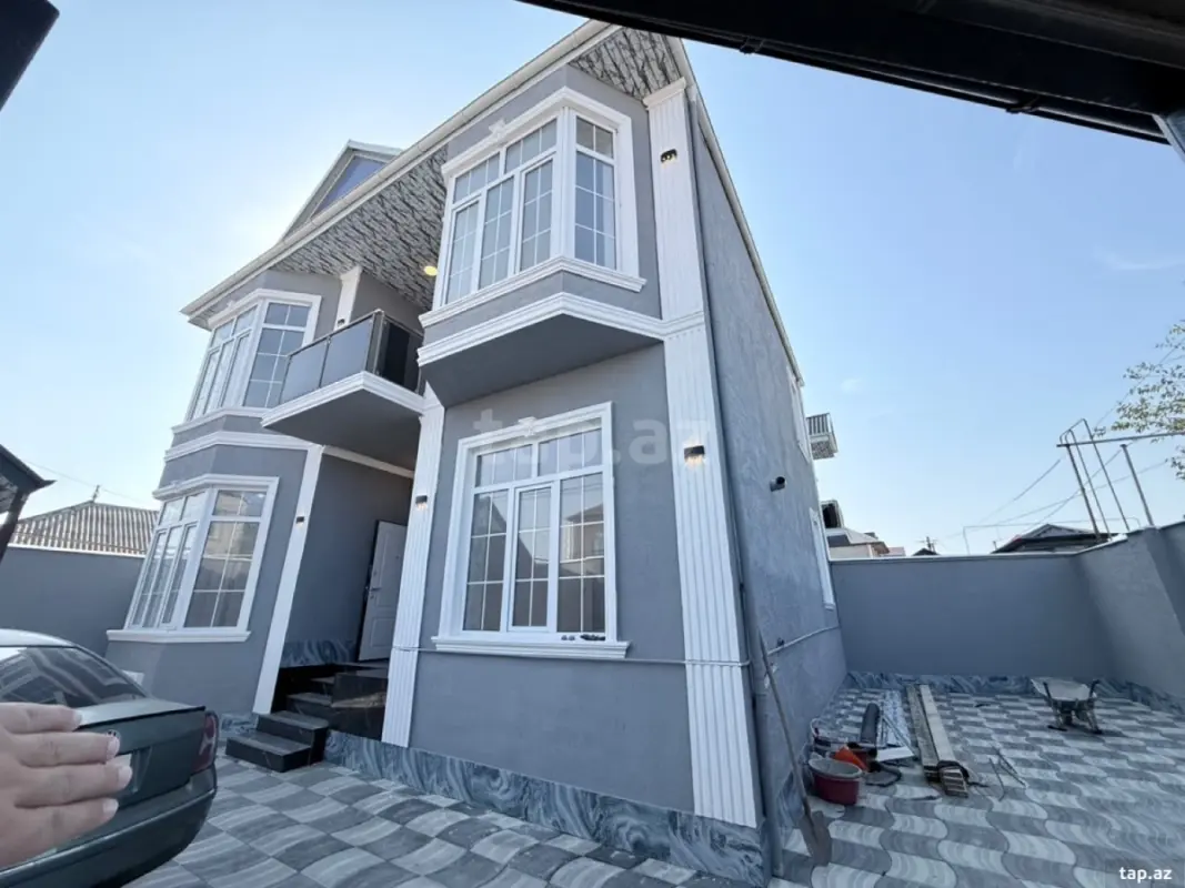 Satılır 5 otaqlı həyət evi 170 m²