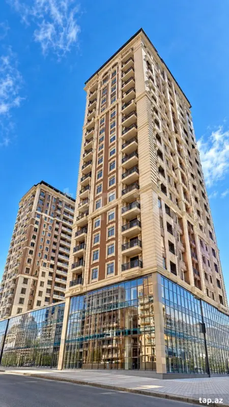 Satılır 4 otaqlı yeni tikili 131.5 m²