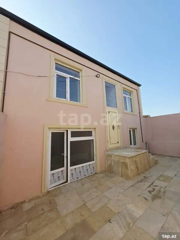 Satılır 3 otaqlı həyət evi 100 m²