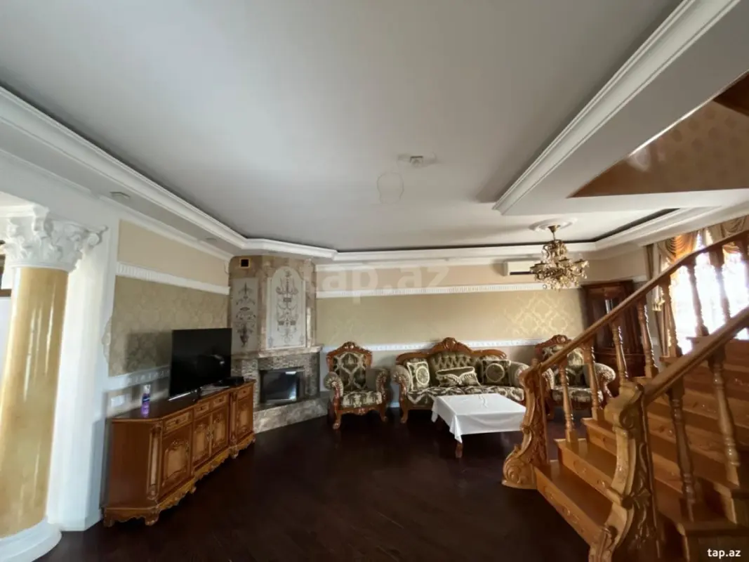 Satılır 9 otaqlı həyət evi 16 m²