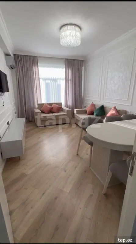 Kirayə verilir 2 otaqlı yeni tikili 55 m²