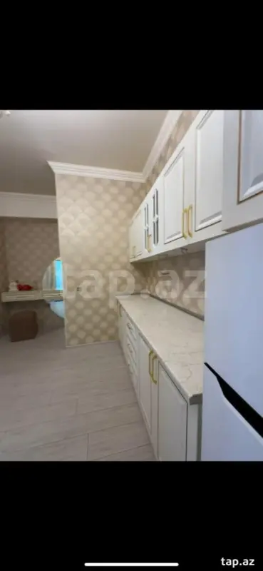 Kirayə verilir 2 otaqlı yeni tikili 60 m²