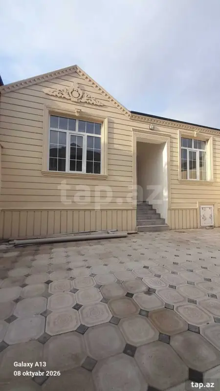 Satılır 4 otaqlı həyət evi 180 m²