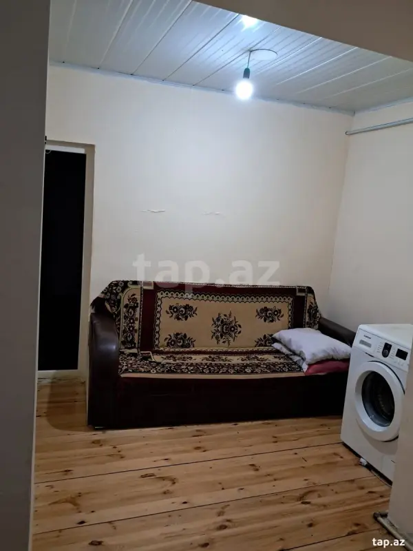 Satılır 1 otaqlı mənzil 42 m²