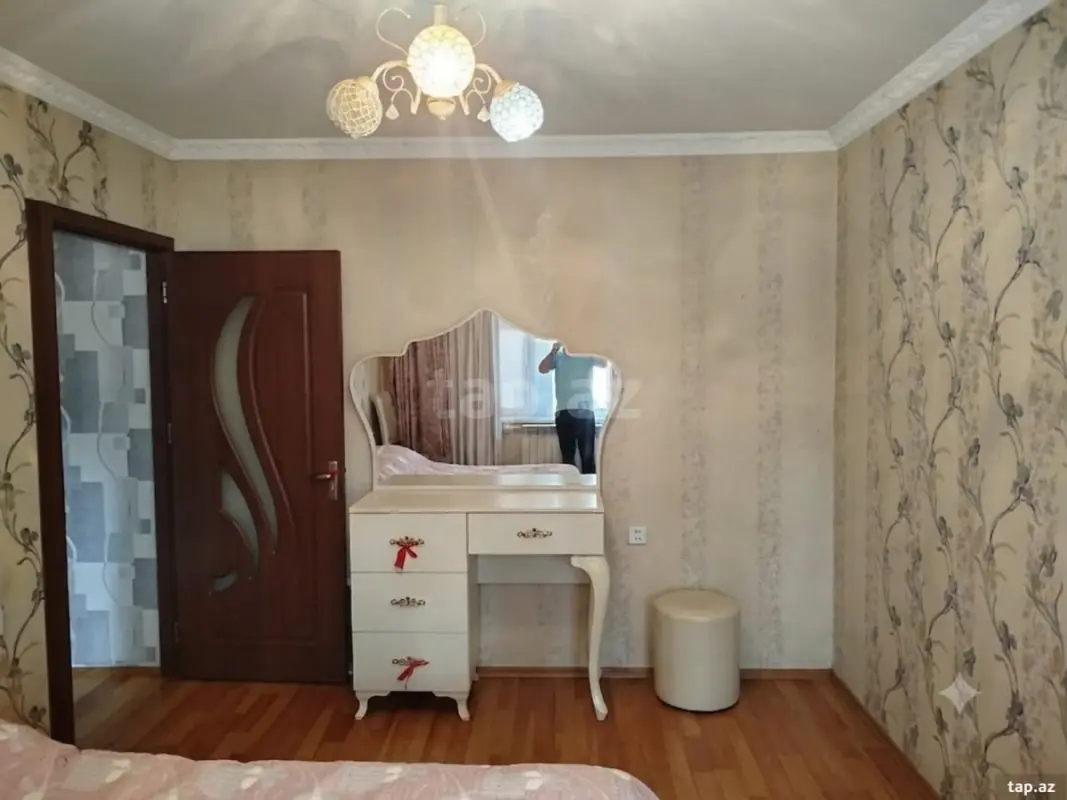 Satılır 2 otaqlı mənzil 55 m²
