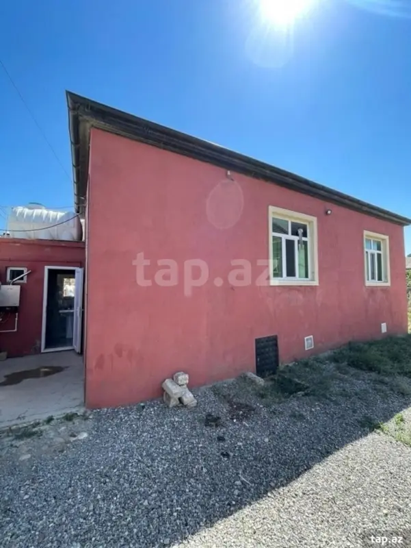 Satılır 2 otaqlı həyət evi 60 m²
