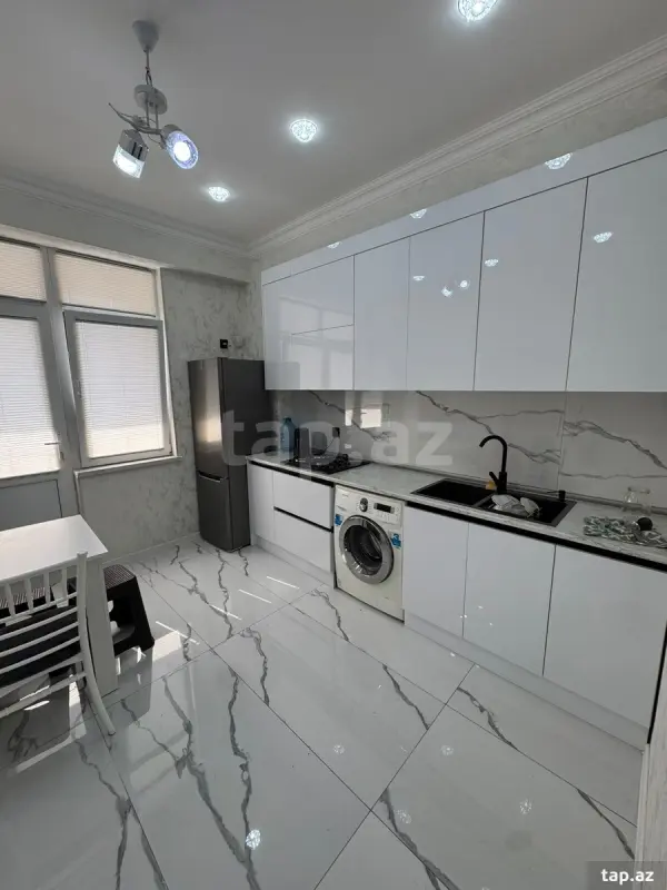 Kirayə verilir 2 otaqlı yeni tikili 57 m²