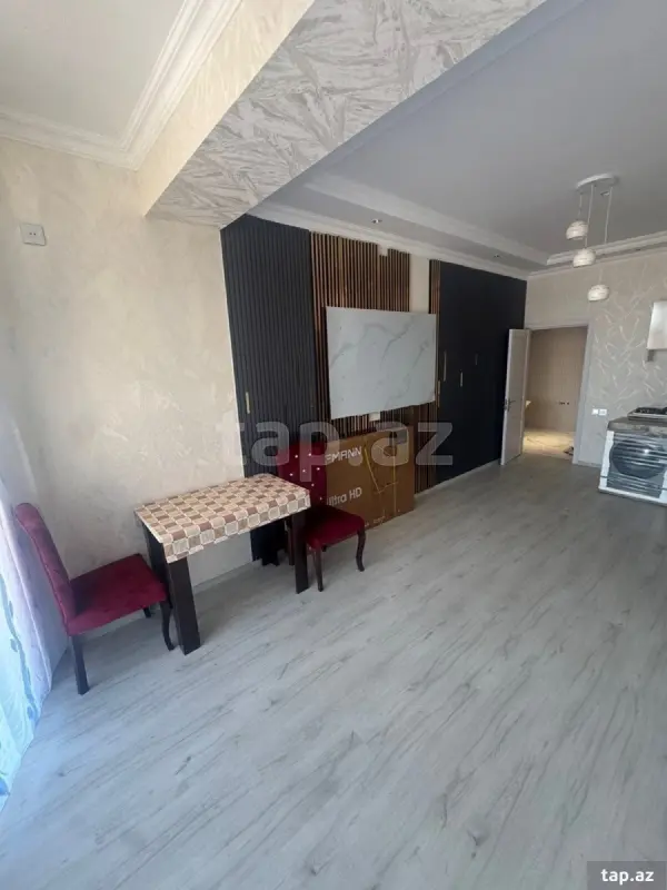 Kirayə verilir 2 otaqlı yeni tikili 67 m²