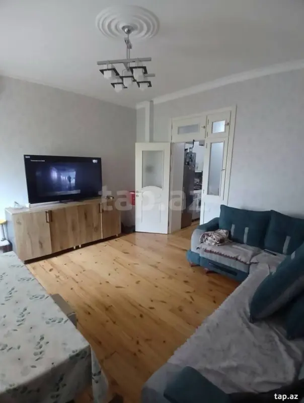 Satılır 2 otaqlı mənzil 86 m²