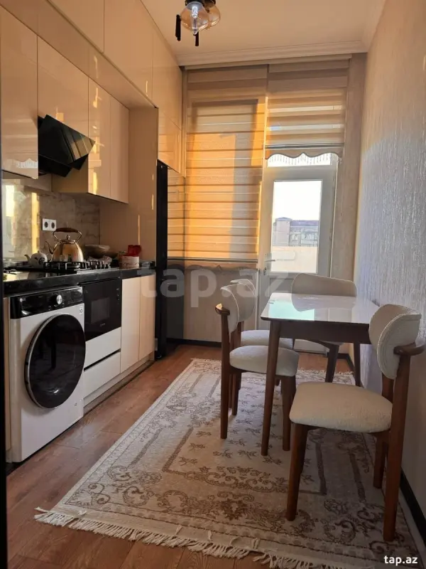 Satılır 2 otaqlı yeni tikili 60 m²