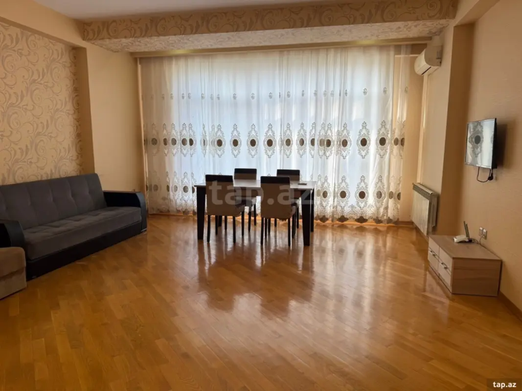 Kirayə verilir 2 otaqlı yeni tikili 110 m²