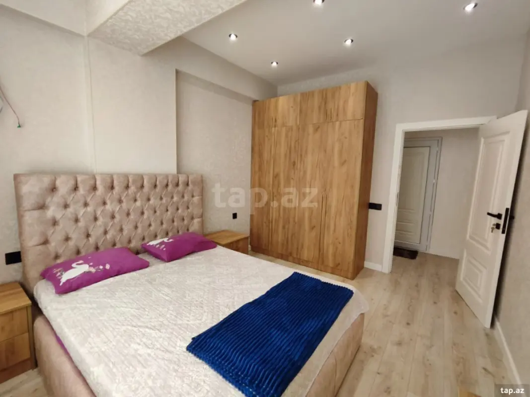 Kirayə verilir 3 otaqlı yeni tikili 80 m²