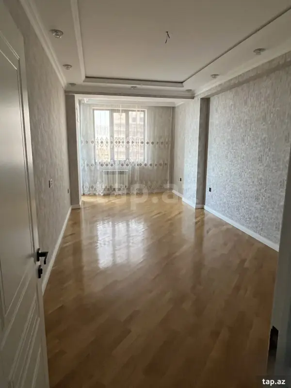 Satılır 2 otaqlı yeni tikili 68 m²