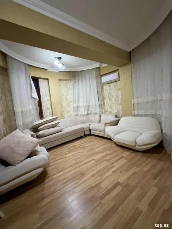 Kirayə verilir 2 otaqlı yeni tikili 77 m²