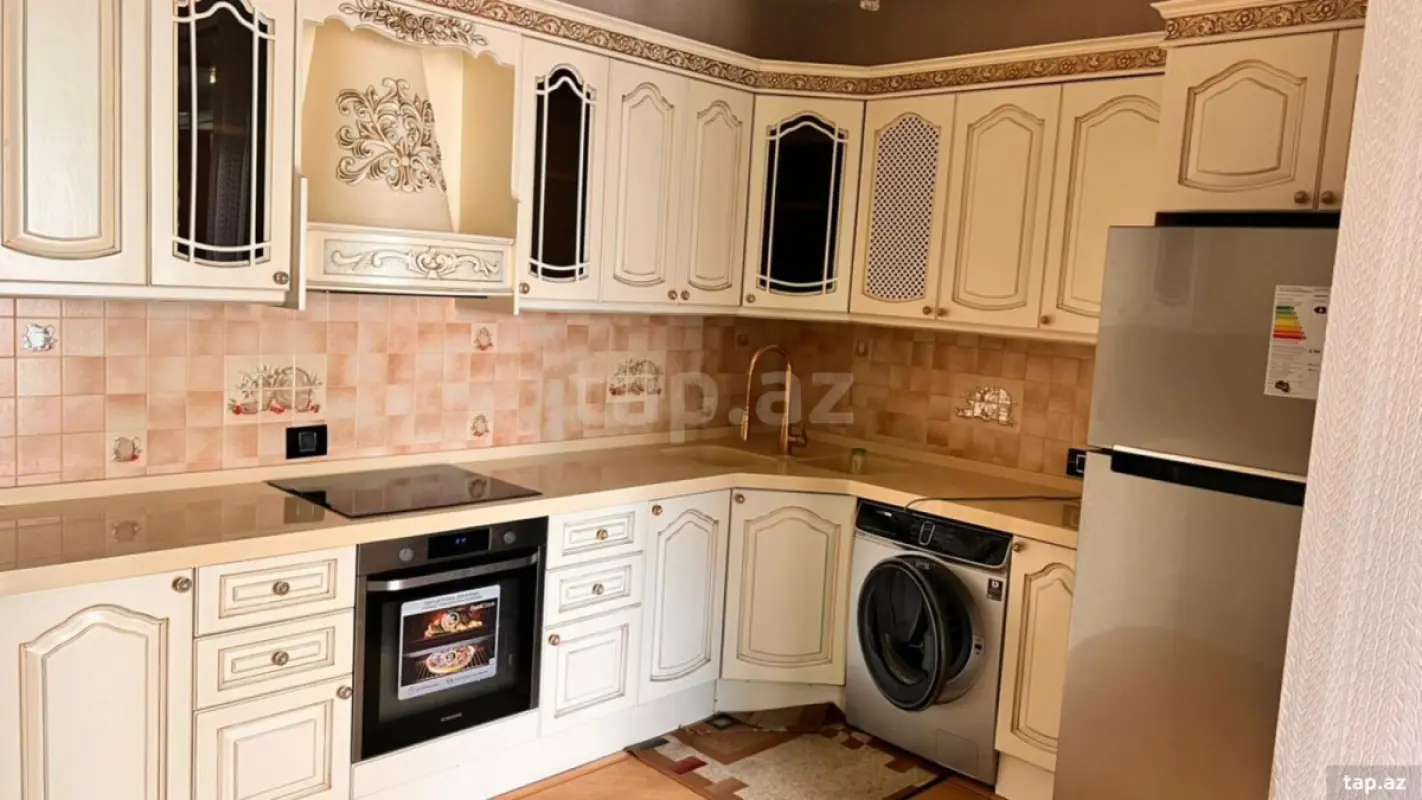 Kirayə verilir 2 otaqlı yeni tikili 65 m²