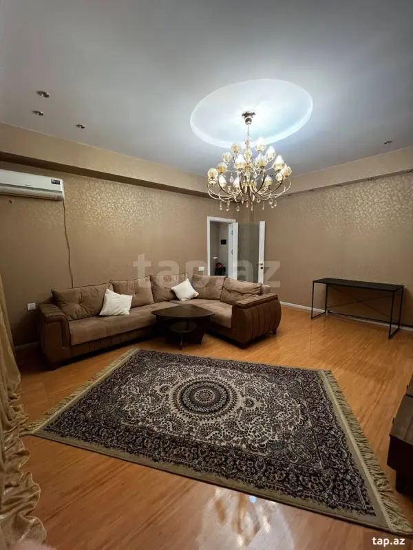 Kirayə verilir 2 otaqlı yeni tikili 65 m²