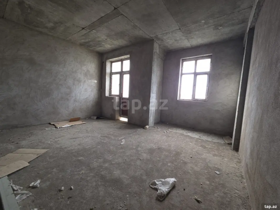 Satılır 3 otaqlı yeni tikili 100 m²