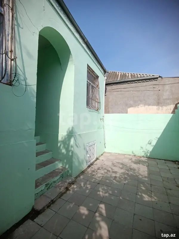 Kirayə verilir 2 otaqlı həyət evi 55 m²