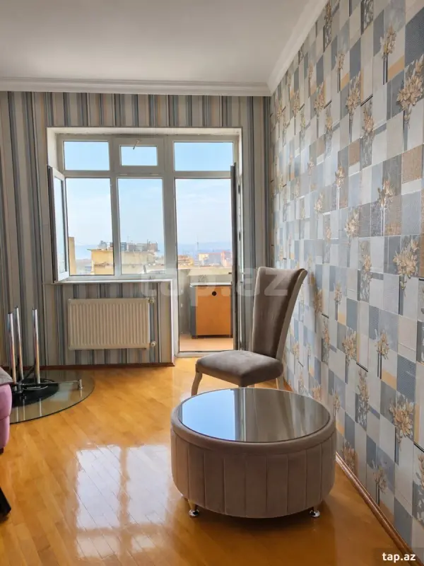 Kirayə verilir 2 otaqlı yeni tikili 40 m²