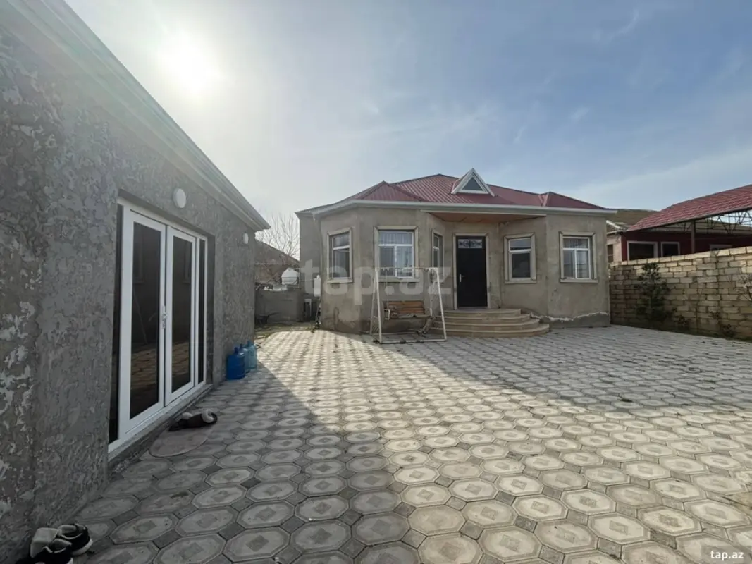 Satılır 5 otaqlı həyət evi 110 m²