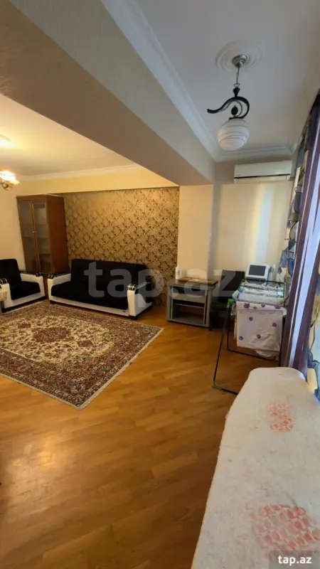 Kirayə verilir 2 otaqlı yeni tikili 70 m²