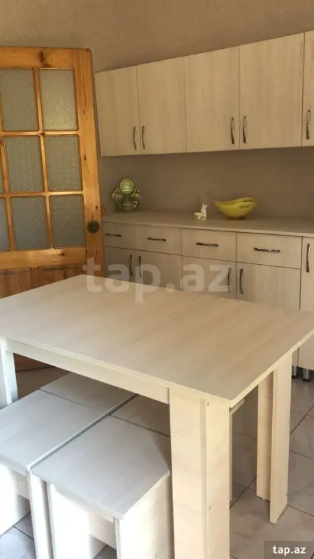 Kirayə verilir 4 otaqlı həyət evi 140 m²
