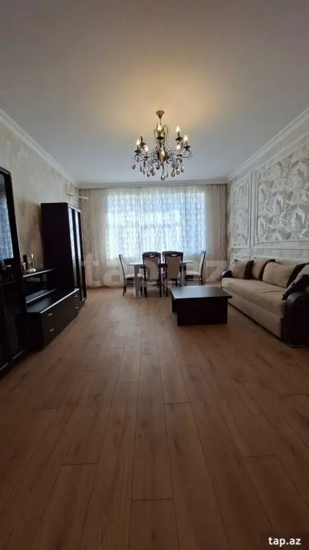 Satılır 3 otaqlı yeni tikili 110 m²